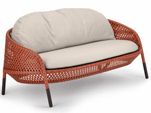 Laden Sie das Bild in den Galerie-Viewer, AHNDA Sofa