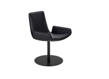 Laden Sie das Bild in den Galerie-Viewer, Amelie Armchair Low (Tellerfuß)