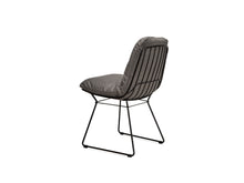 Laden Sie das Bild in den Galerie-Viewer, Leyasol Chair (Drahtgestell)