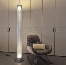 Laden Sie das Bild in den Galerie-Viewer, Belux Twilight 360 black edition Stehleuchte