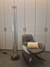 Laden Sie das Bild in den Galerie-Viewer, Belux Twilight 360 black edition Stehleuchte