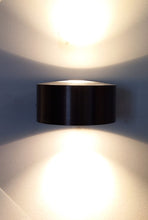 Laden Sie das Bild in den Galerie-Viewer, Light-Point Orbit Wall Wandleuchte