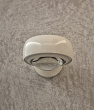Laden Sie das Bild in den Galerie-Viewer, Loom Design Optic Wall glossy-white Wandleuchte