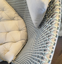 Laden Sie das Bild in den Galerie-Viewer, Dedon Mbrace Wingchair Alu