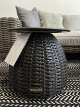 Laden Sie das Bild in den Galerie-Viewer, Dedon Porcini Beistelltisch