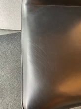 Laden Sie das Bild in den Galerie-Viewer, Stuhl Amelie Basic von Freifrau (Ausstellungsstück)