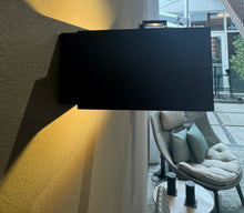 Laden Sie das Bild in den Galerie-Viewer, Wandleuchte Brick