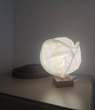 Laden Sie das Bild in den Galerie-Viewer, Babycloud Tischleuchte - Ausstellungsstück