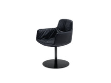 Laden Sie das Bild in den Galerie-Viewer, Leya Armchair High (Tellerfuß)