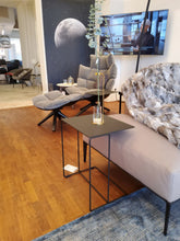 Laden Sie das Bild in den Galerie-Viewer, Beistelltisch Oki von Walter Knoll (Ausstellungsstück)
