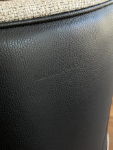 Laden Sie das Bild in den Galerie-Viewer, Sessel Bao von Walter Knoll (Ausstellungsstück)