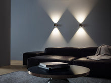 Laden Sie das Bild in den Galerie-Viewer, io Verticale Wandleuchte