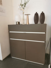 Laden Sie das Bild in den Galerie-Viewer, Highboard von San Giacomo (Ausstellungsstück)