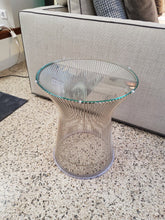 Laden Sie das Bild in den Galerie-Viewer, Beistelltisch Platner von Knoll International (Ausstellungsstück)