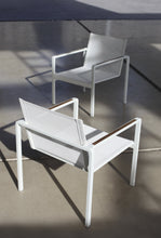 Laden Sie das Bild in den Galerie-Viewer, Alura Relax Stuhl