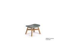 Laden Sie das Bild in den Galerie-Viewer, MBRACE Hocker