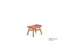 Laden Sie das Bild in den Galerie-Viewer, MBRACE Hocker