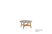 Laden Sie das Bild in den Galerie-Viewer, MBRACE Couchtisch