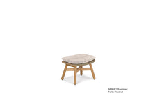 Laden Sie das Bild in den Galerie-Viewer, MBRACE Hocker