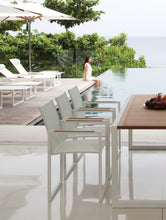Laden Sie das Bild in den Galerie-Viewer, Ninix Stuhl