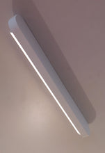 Laden Sie das Bild in den Galerie-Viewer, Occhio Mito Alto 40 Side Deckenleuchte
