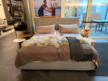 Laden Sie das Bild in den Galerie-Viewer, Purebed Loft von Schramm (Ausstellungstück)
