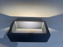 Laden Sie das Bild in den Galerie-Viewer, Wandleuchte Brick
