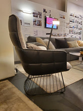 Laden Sie das Bild in den Galerie-Viewer, Stuhl Marla Easy Chair High von Freifrau - Ausstellungsstück
